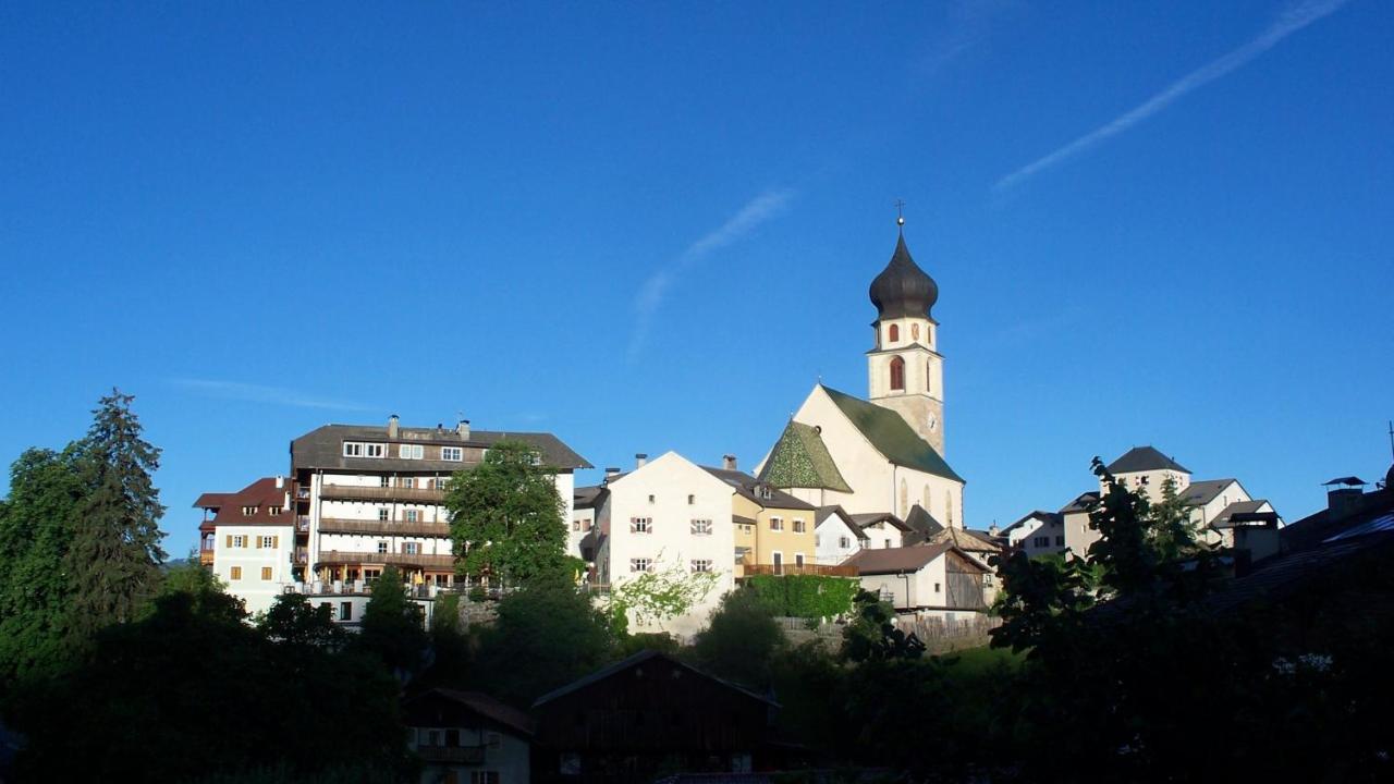 Hotel Rose Wenzer Fiè Extérieur photo